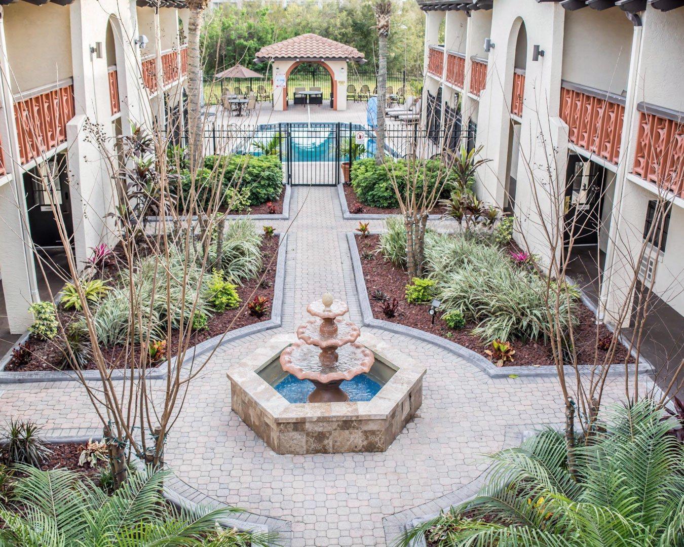 Clarion Pointe Tampa-Brandon Near Fairgrounds And Casino Hotel Mango Exterior photo