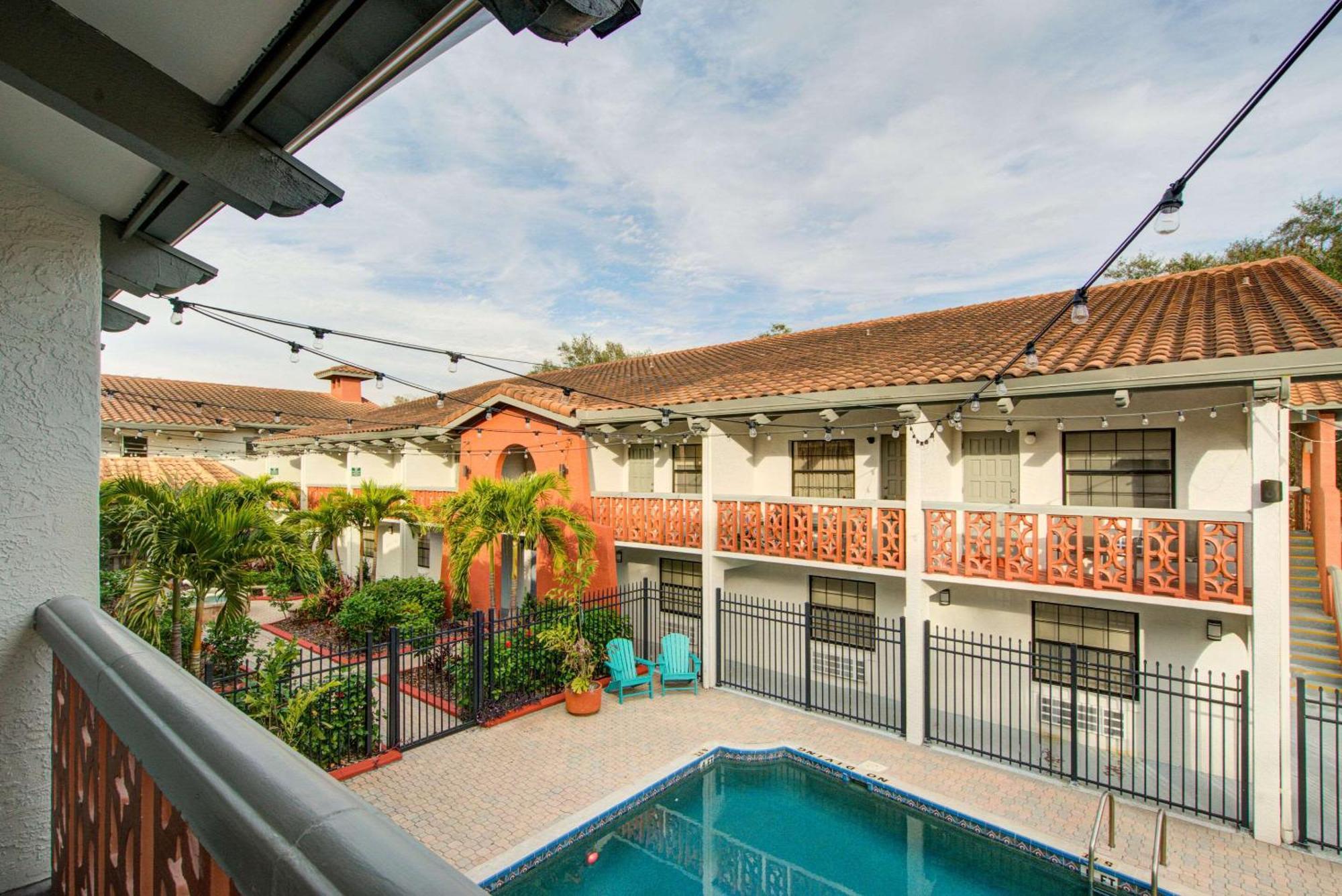 Clarion Pointe Tampa-Brandon Near Fairgrounds And Casino Hotel Mango Exterior photo